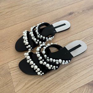 Zara Flat Sandals with Pearls in Size 40